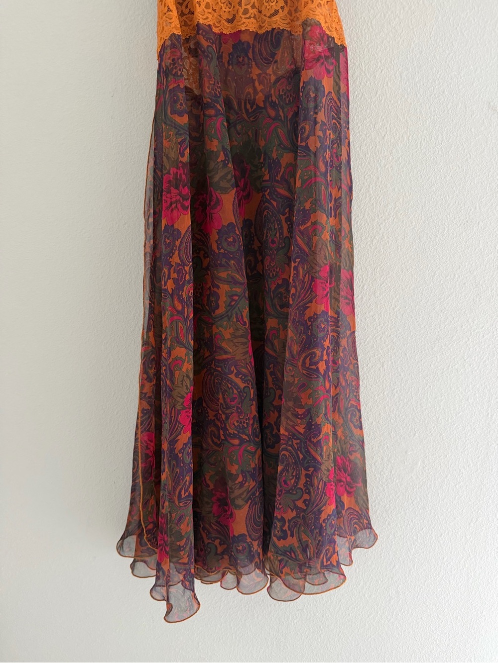 Vintage 90s Victoria’s Secret Gold Label Sheer Chiffon Paisley Floral Maxi slip - Picture 9 of 10